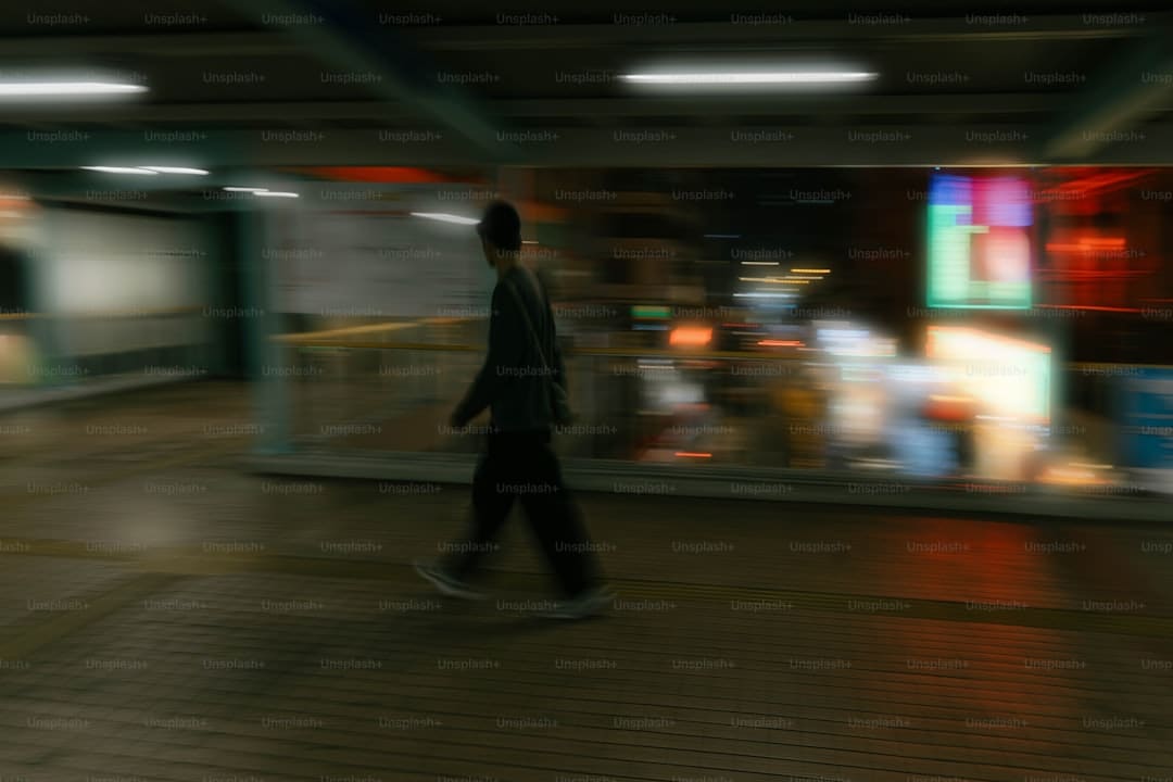 余承东：尊界S800上市67天大定打破10000台